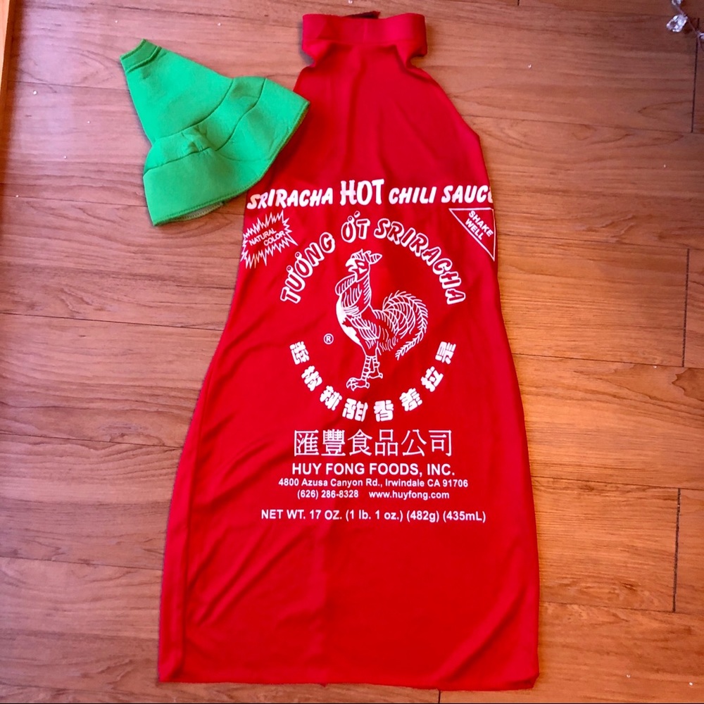 🔥🔥 Sriracha Halloween costume! 🔥🔥